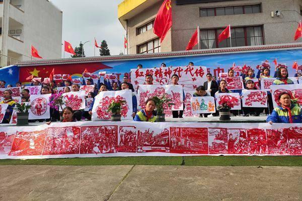 让中华文化大放异彩